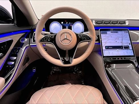 Certified 2022 Mercedes-Benz S 580 4MATIC Sedan image 4