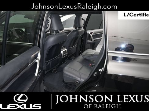 Certified 2022 Lexus GX 460 Premium w/ Premium Package AWD/4WD image 12