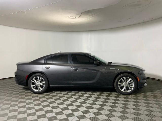 Used 2022 Dodge Charger SXT AWD/4WD image 4