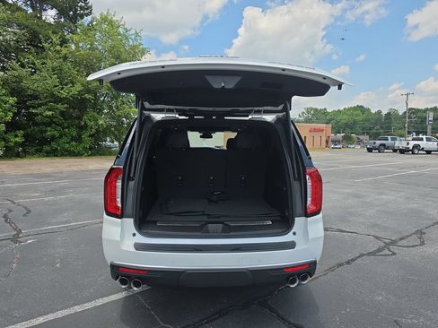 Certified 2023 GMC Yukon XL Denali AWD/4WD image 14