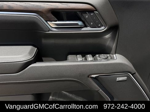 New 2026 GMC Sierra 1500 SLT AWD/4WD image 19