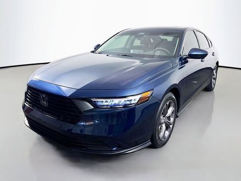 Certified 2023 Honda Accord EX image 5