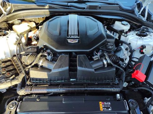 Used 2021 Cadillac CT5 Premium Luxury image 9