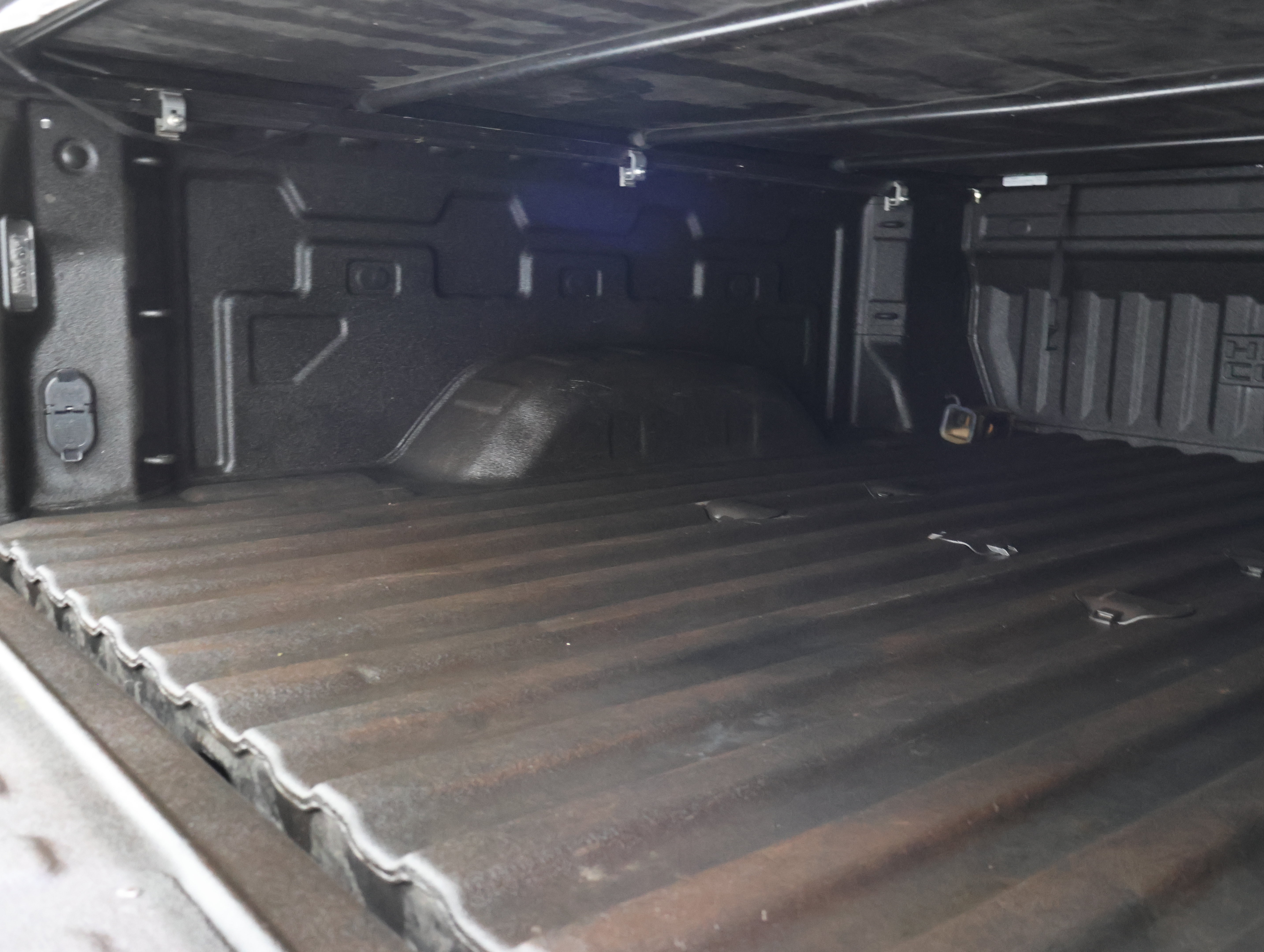 Used 2022 Chevrolet Silverado 2500 High Country AWD/4WD image 5