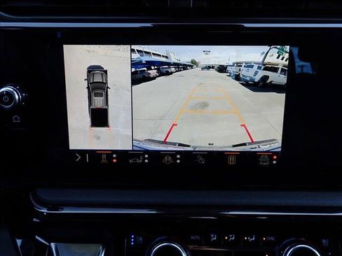 Used 2024 GMC Sierra 1500 AT4 w/ Technology Package image 17