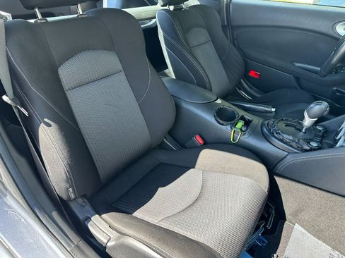 Used 2013 Nissan 370Z Coupe image 36