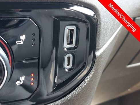 Used 2023 Chevrolet Silverado 1500 LT AWD/4WD image 24