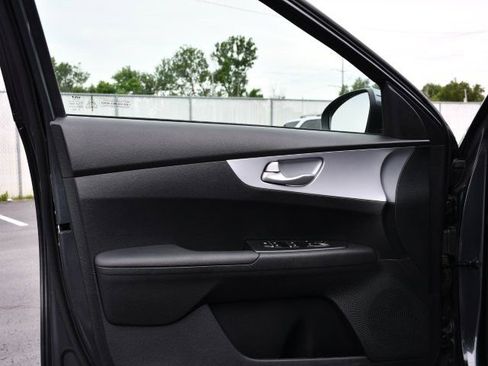 Used 2024 Kia Forte LX FWD image 14