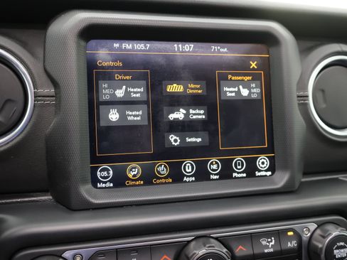 Used 2022 Jeep Wrangler Unlimited Sahara w/ LED Lighting Group AWD/4WD image 51