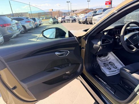 Used 2024 Audi e-tron GT Premium Plus w/ Performance Package image 10