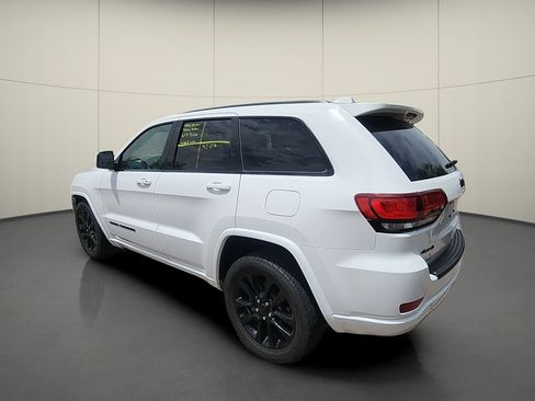 Used 2021 Jeep Grand Cherokee Laredo X AWD/4WD image 5