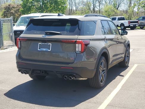 New 2026 Ford Explorer ST AWD/4WD image 4