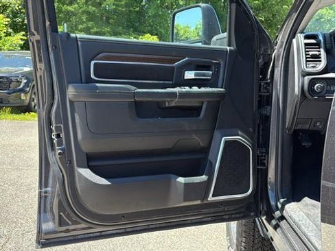 Used 2024 RAM 2500 Laramie w/ Safety Group AWD/4WD image 12