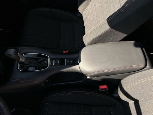 Certified 2024 Honda HR-V Sport image 23