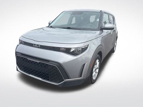 Used 2025 Kia Soul LX w/ LX Technology Package image 7