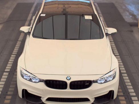 Used 2018 BMW M3 RWD image 9