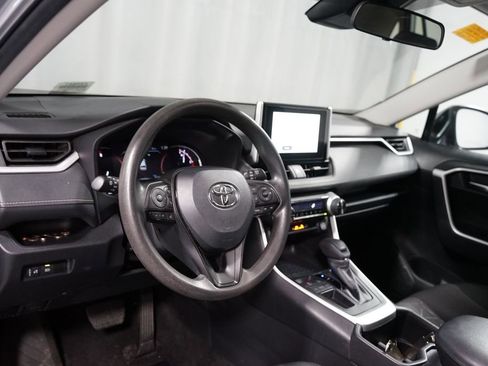 Used 2024 Toyota RAV4 XLE FWD image 7