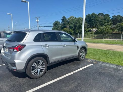 Used 2024 Mitsubishi Outlander Sport ES AWD/4WD image 5