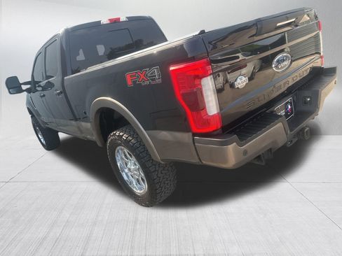 Used 2019 Ford F250 King Ranch w/ King Ranch Ultimate Package AWD/4WD image 6