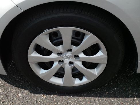 Certified 2026 Toyota Corolla LE FWD image 15