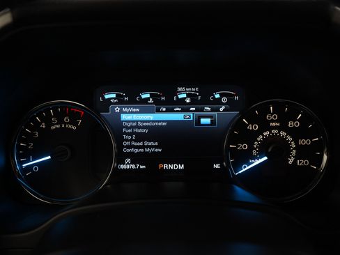 Used 2018 Ford F150 Lariat w/ Equipment Group 502A Luxury AWD/4WD image 22