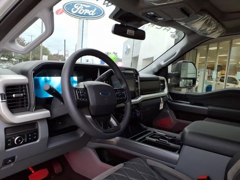 New 2026 Ford F250 XLT w/ XLT Premium Package image 11