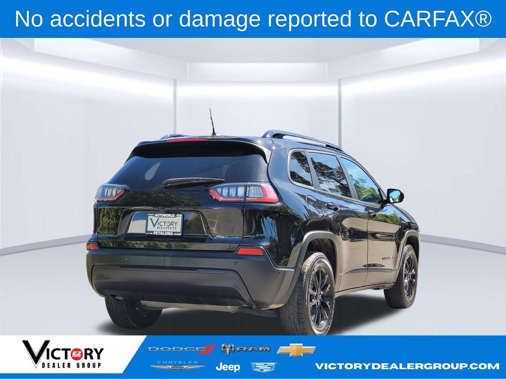 Used 2023 Jeep Cherokee Altitude Lux AWD/4WD image 5