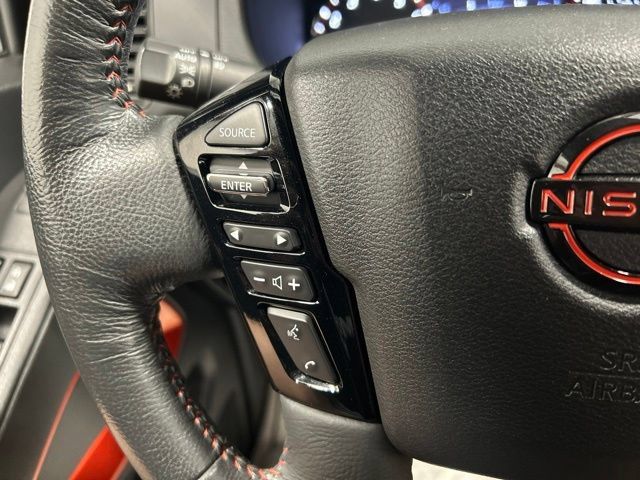 Used 2022 Nissan Frontier PRO-4X AWD/4WD image 24