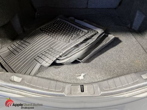 Used 2013 Ford Fusion SE FWD image 8