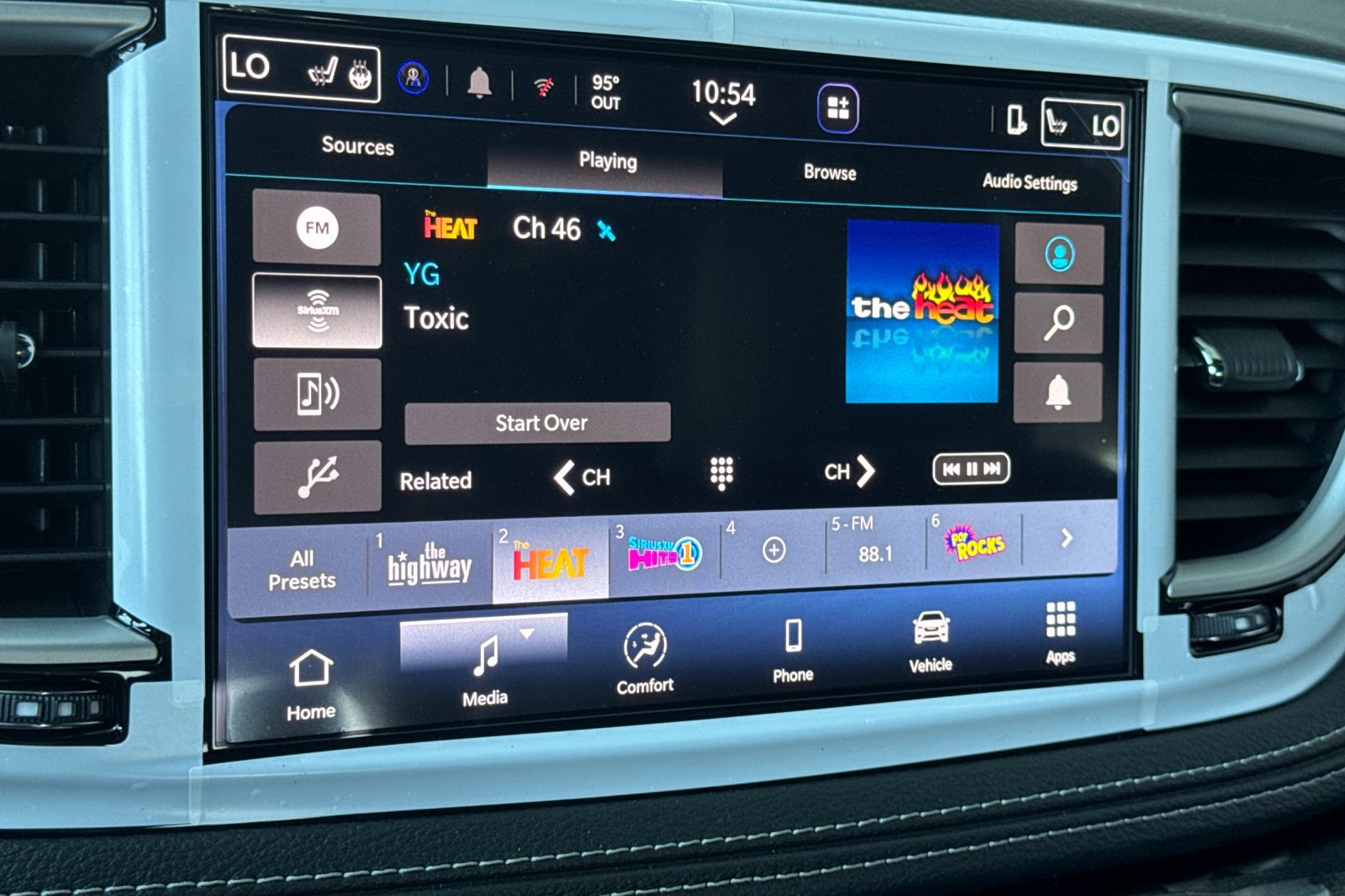 New 2027 Chrysler Pacifica Select FWD image 16