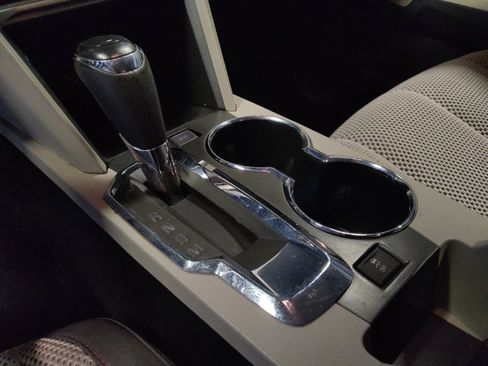 Used 2017 Chevrolet Equinox LT w/ Convenience Package image 26