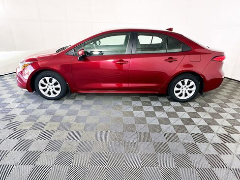 Used 2024 Toyota Corolla LE FWD image 6