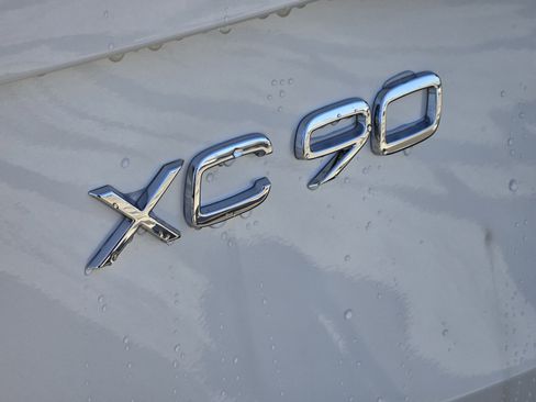 New 2026 Volvo XC90 B6 Ultra w/ Protection Package image 13