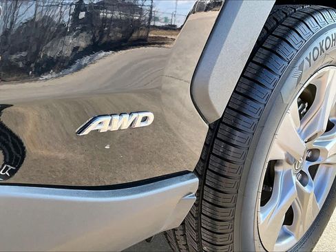 Used 2024 Toyota RAV4 XLE image 64