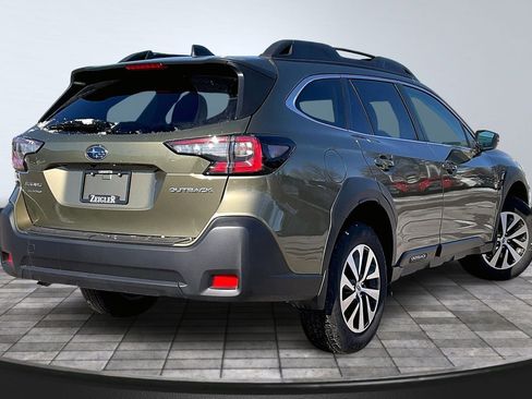 Used 2025 Subaru Outback Premium image 2