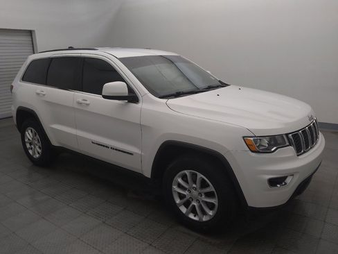 Used 2022 Jeep Grand Cherokee Laredo E RWD image 11