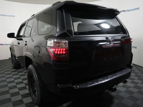 Used 2021 Toyota 4Runner SR5 RWD image 9