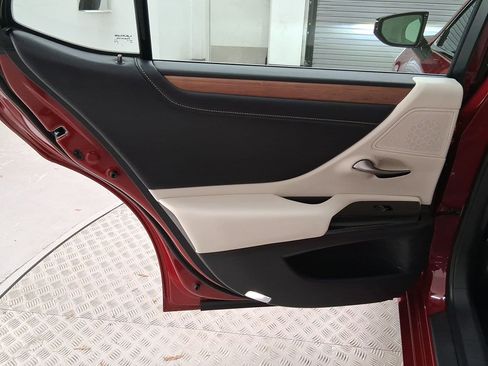 New 2025 Lexus ES 350 w/ Premium Package image 26