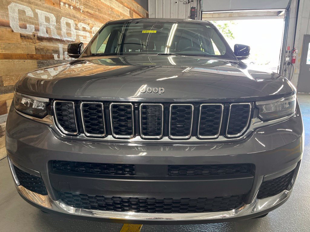 Used 2022 Jeep Grand Cherokee L Limited AWD/4WD image 55