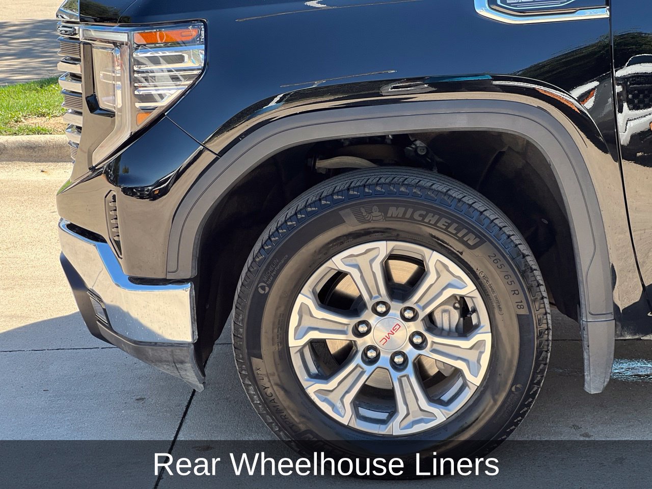 Used 2025 GMC Sierra 1500 SLT RWD image 25