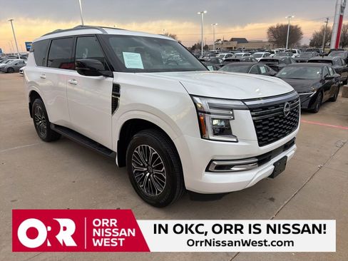 Used 2026 Nissan Armada SL w/ Captain's Chari Seat Package image 7