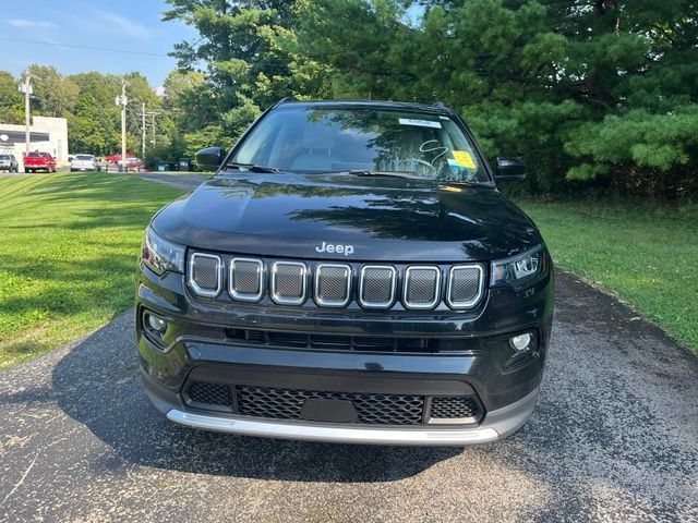 Used 2022 Jeep Compass Limited AWD/4WD image 8