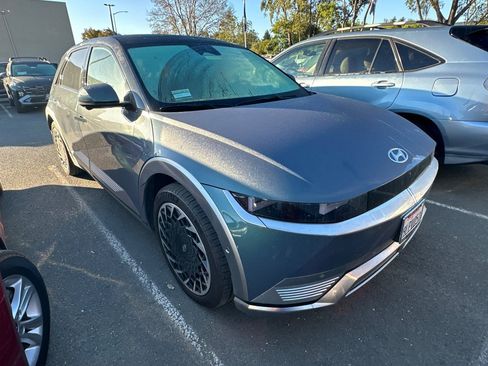 Used 2024 Hyundai Ioniq 5 Limited AWD/4WD image 2
