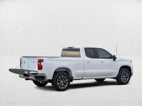 New 2025 Chevrolet Silverado 1500 LT image 2