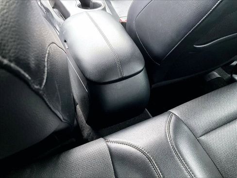 Used 2020 Ford Mustang Premium RWD image 27