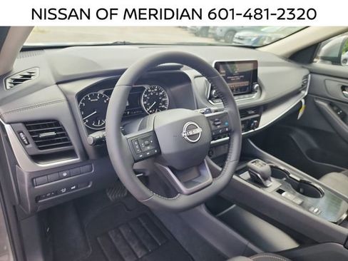 New 2026 Nissan Rogue SV FWD image 10