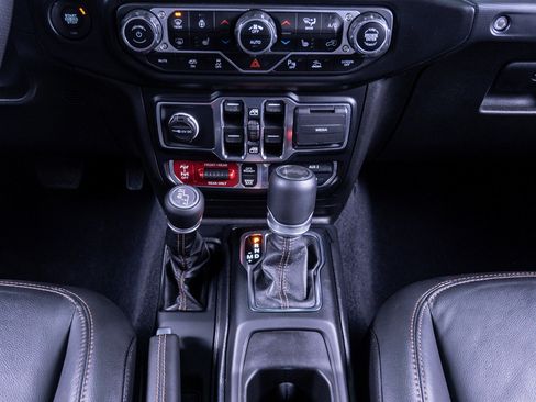 Used 2021 Jeep Wrangler Unlimited Rubicon w/ Trailer Tow Package image 28