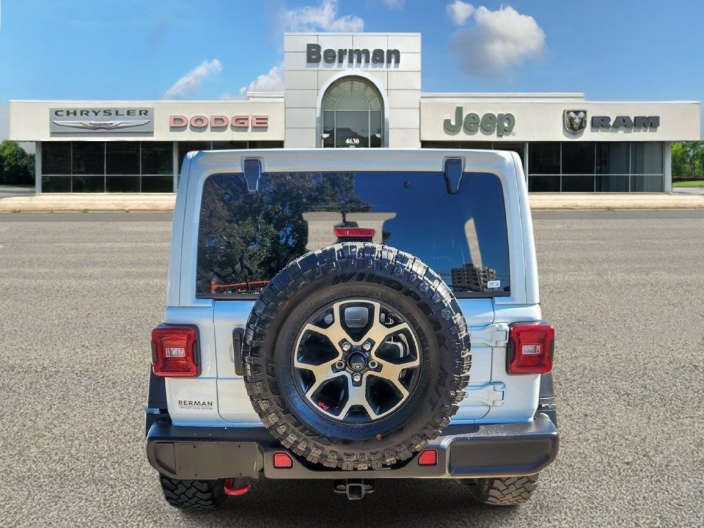 Used 2021 Jeep Wrangler Unlimited Rubicon AWD/4WD image 7