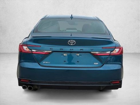 Used 2025 Toyota Camry SE w/ Multimedia Upgrade Package image 6