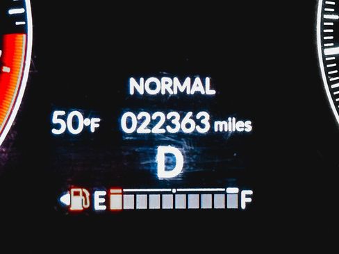 Certified 2023 Honda HR-V EX-L image 22